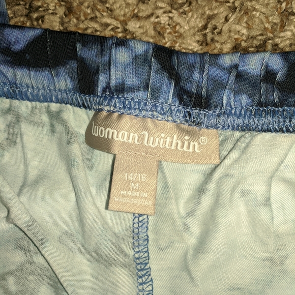 NEW! Bundle Of Leggings (4prs) - Picture 8 of 16